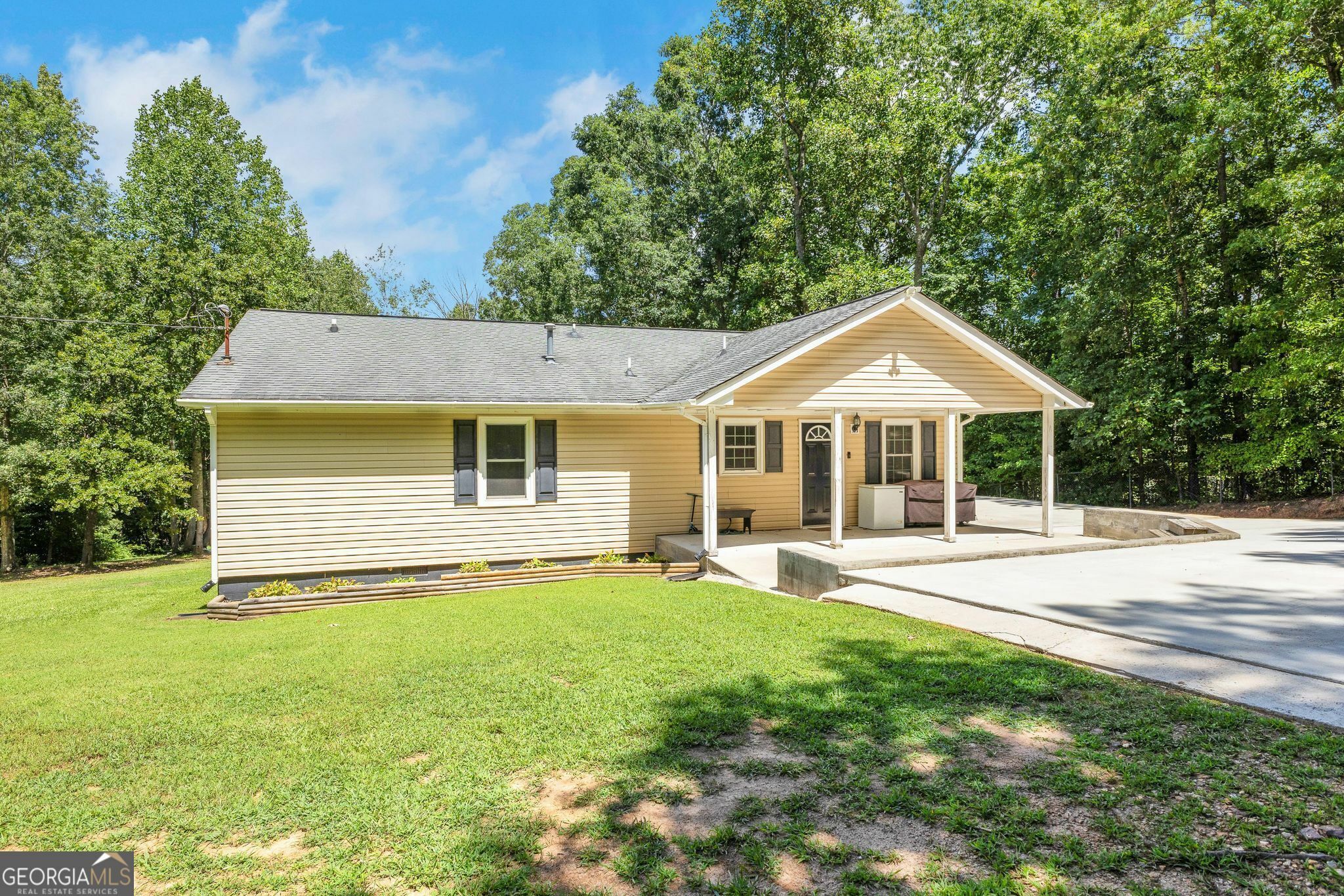 Property Photo: 35 Perry Lane GA 30113