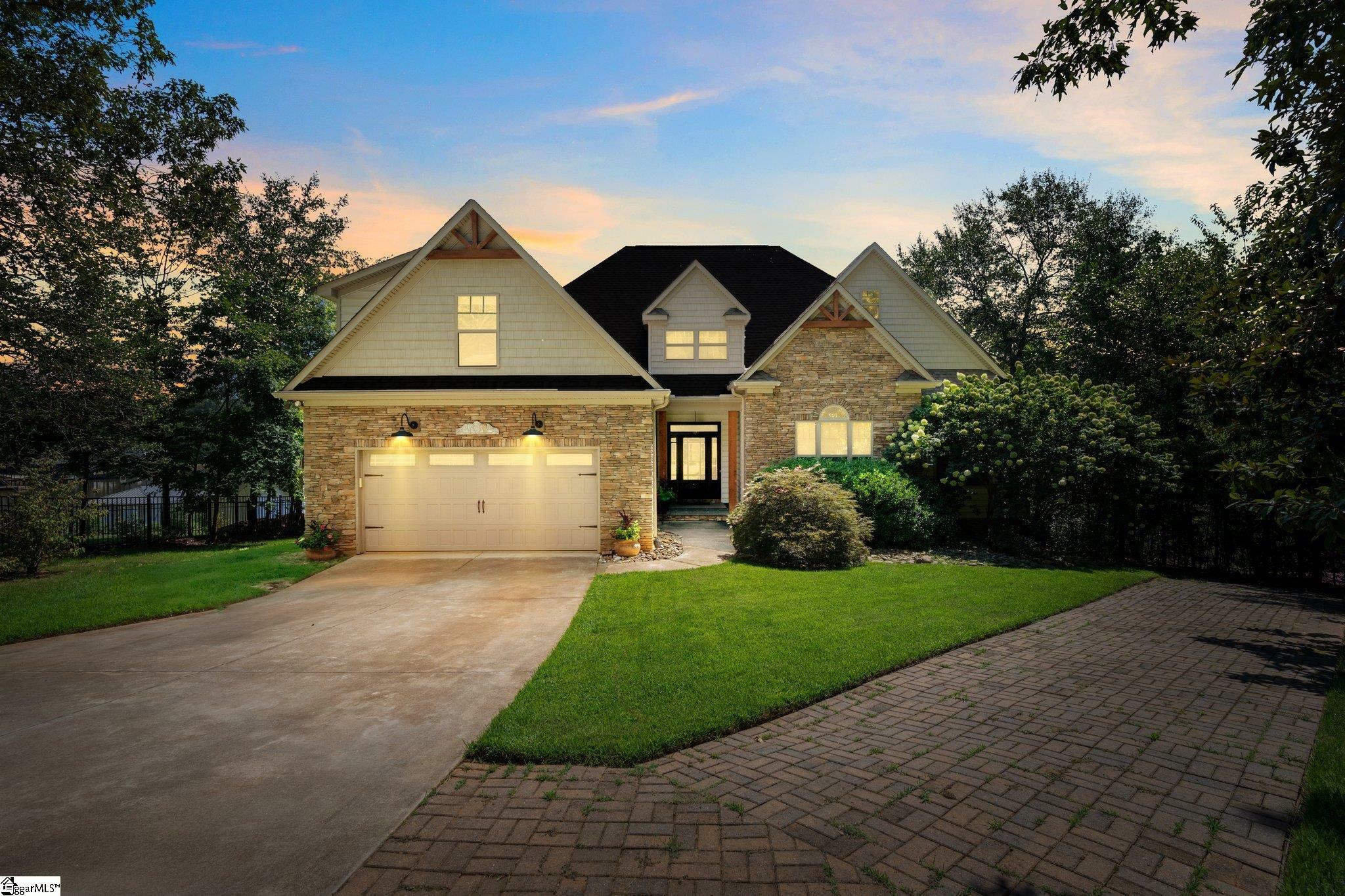 Property Photo:  137 Standridge Court  SC 29640 