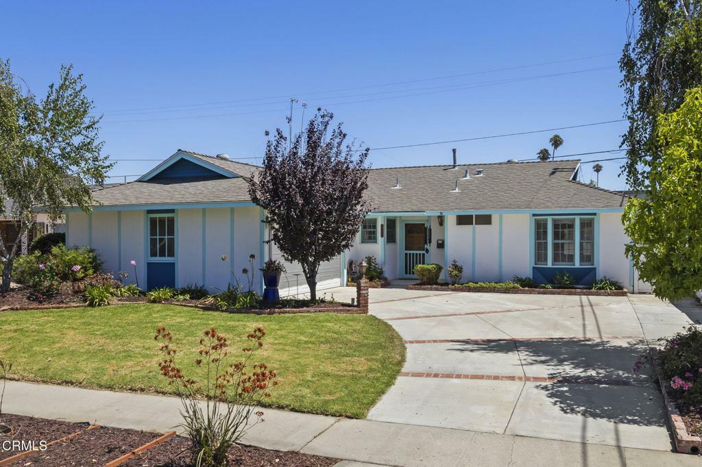 Property Photo:  264 S Brookshire Avenue  CA 93003 