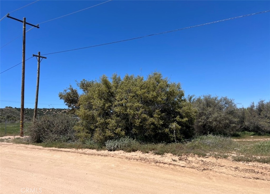 Property Photo:  11024 Lincroft Road  CA 92344 