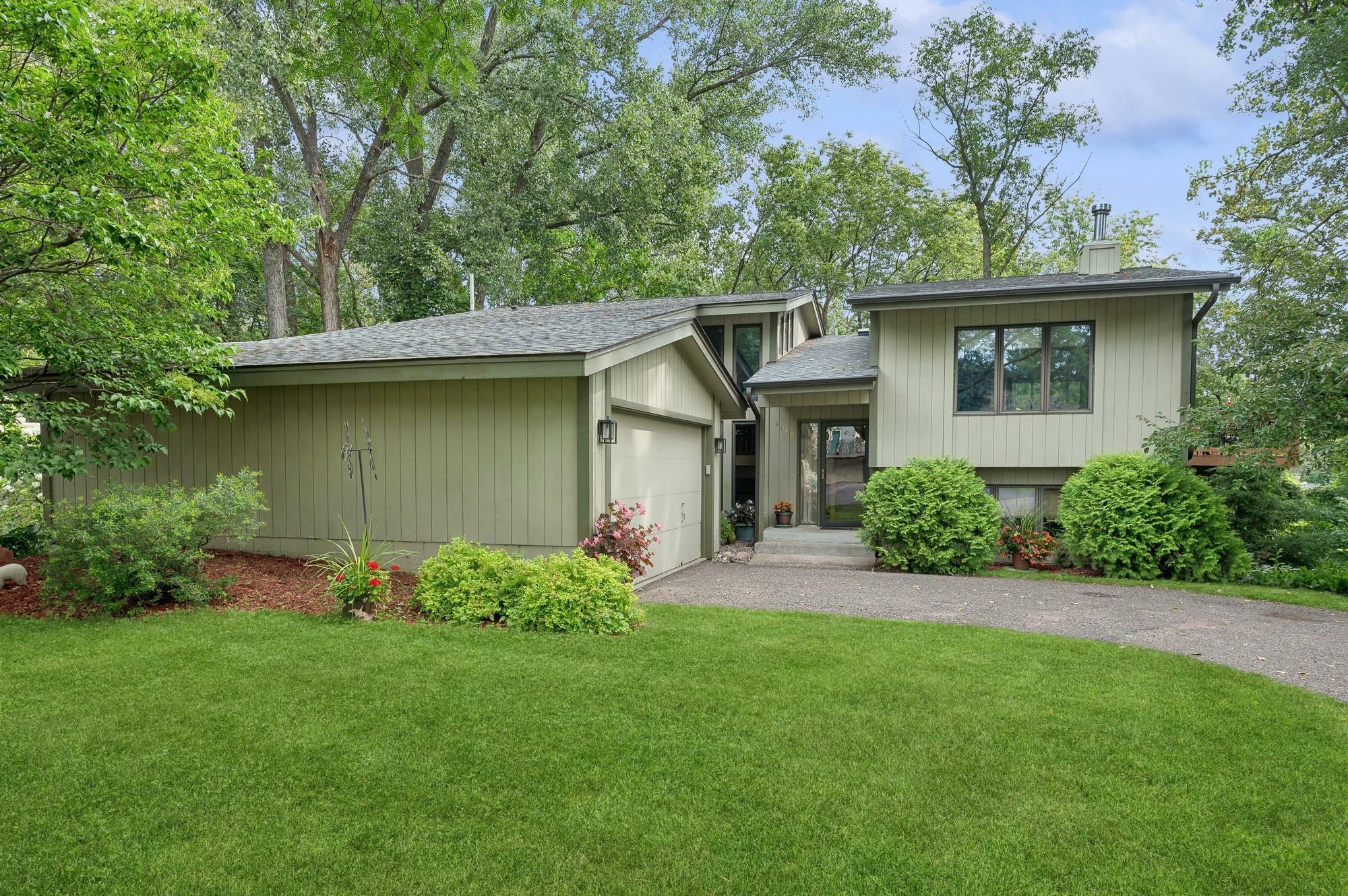 Property Photo:  4048 Lakehill Circle  MN 55110 