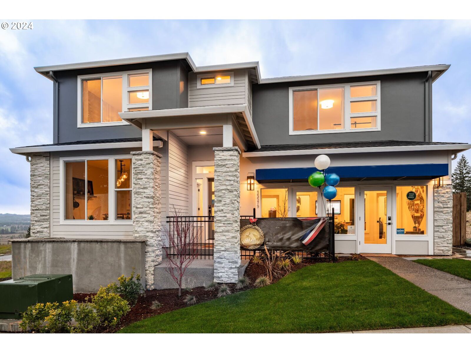 Property Photo: 15579 SW Peace Ave OR 97224