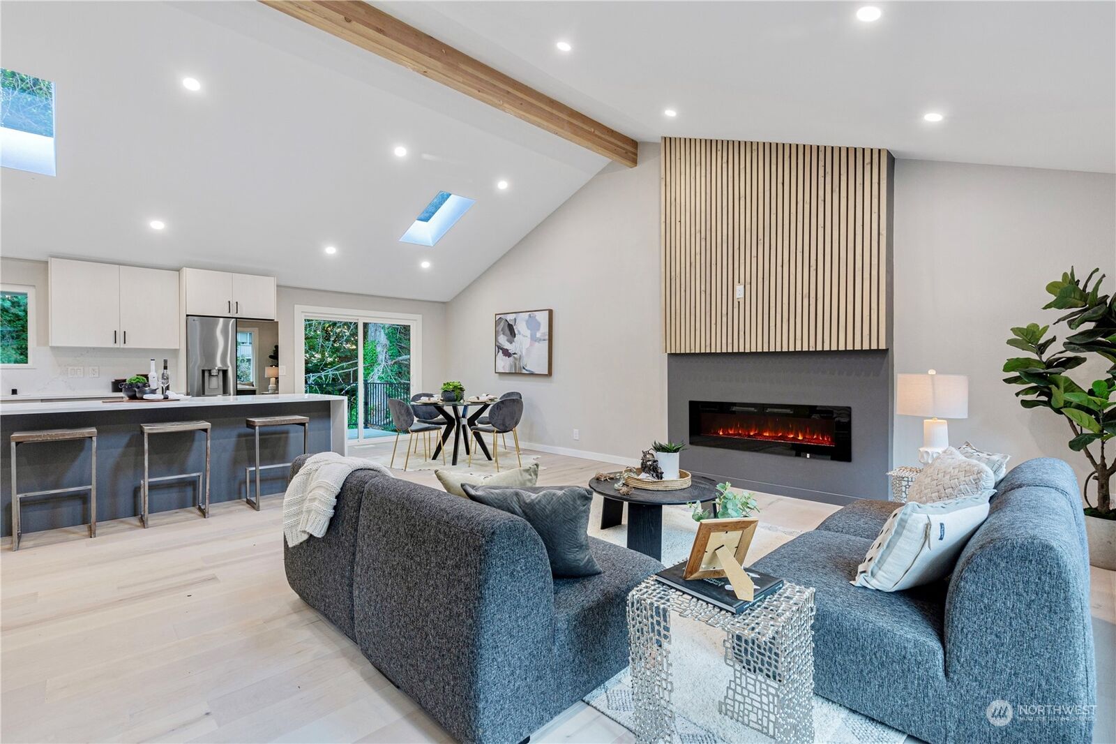 Property Photo: 1828 177th Avenue NE WA 98008