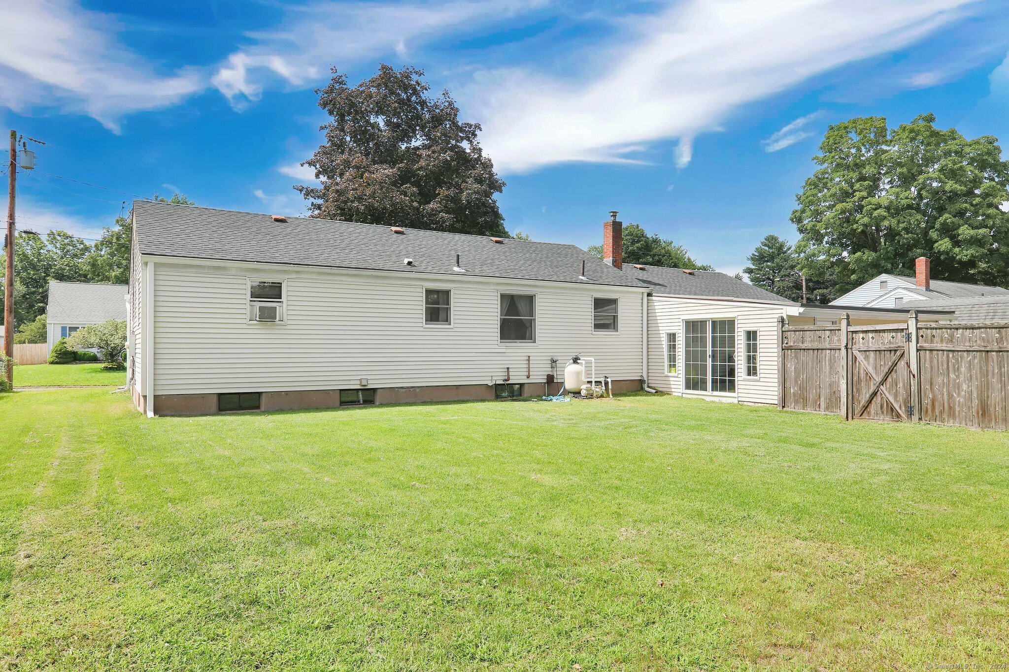 Property Photo:  19 Locke Drive  CT 06082 