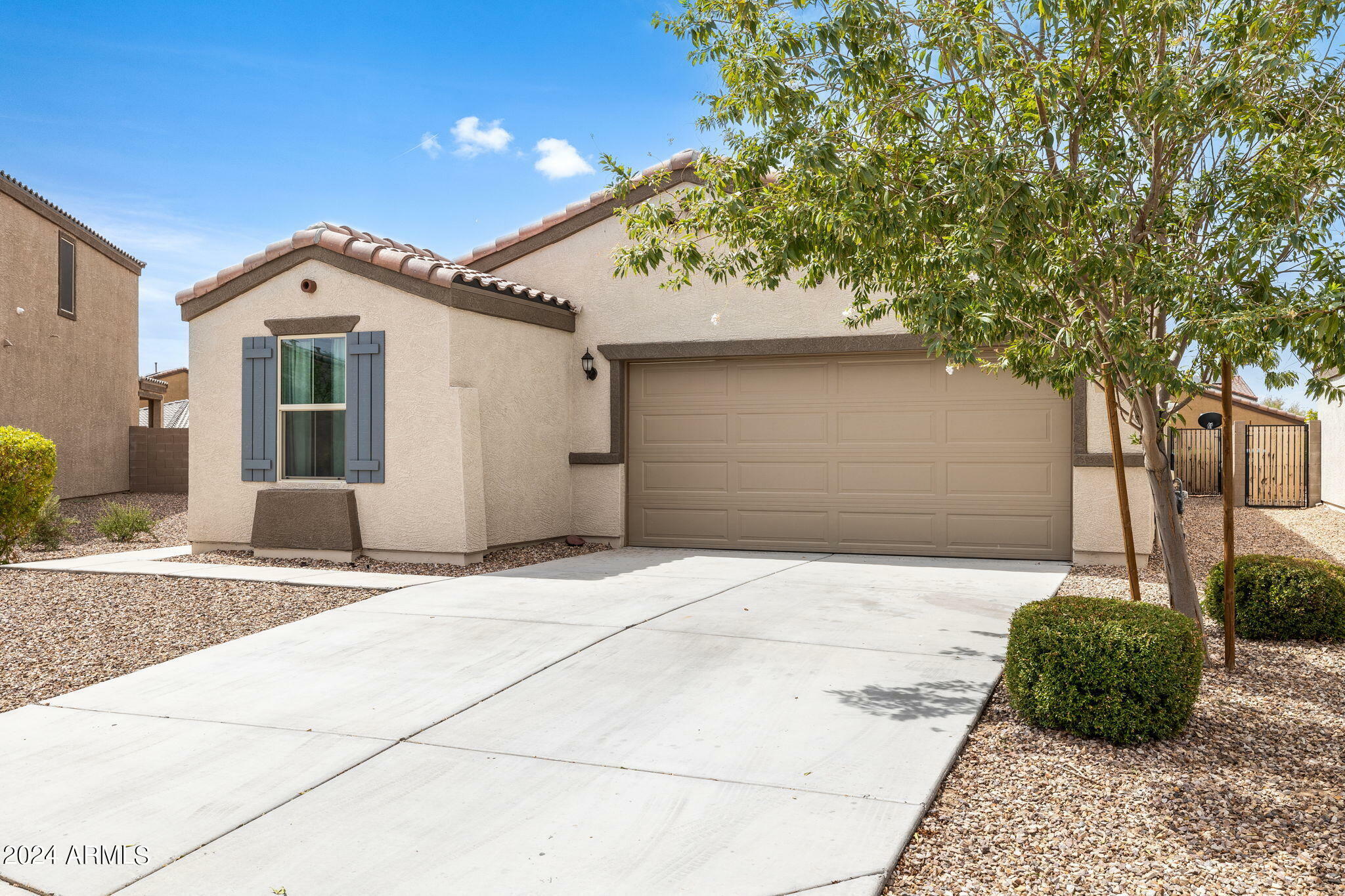 Property Photo:  20 N 200th Drive  AZ 85326 