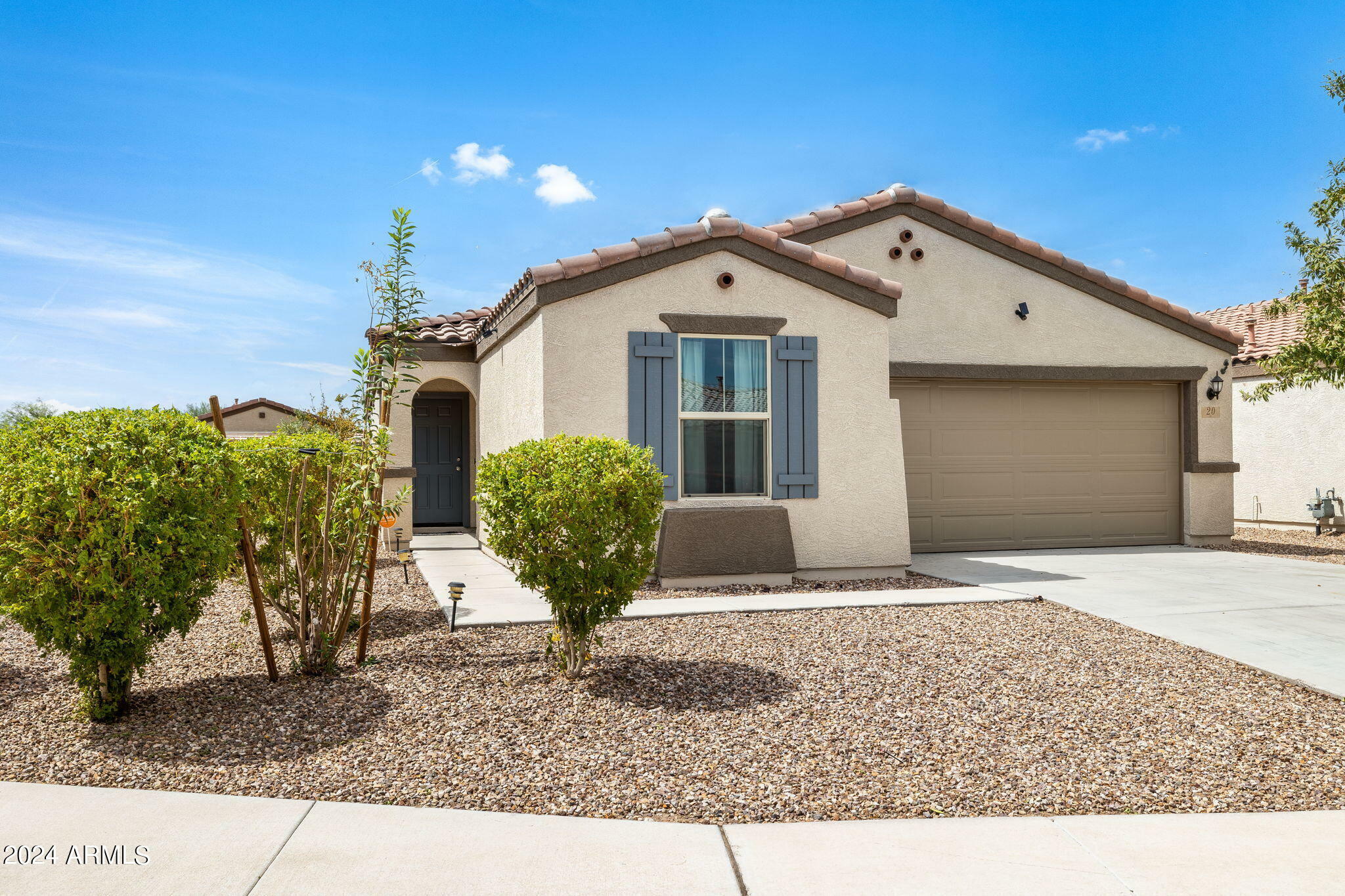 Property Photo:  20 N 200th Drive  AZ 85326 