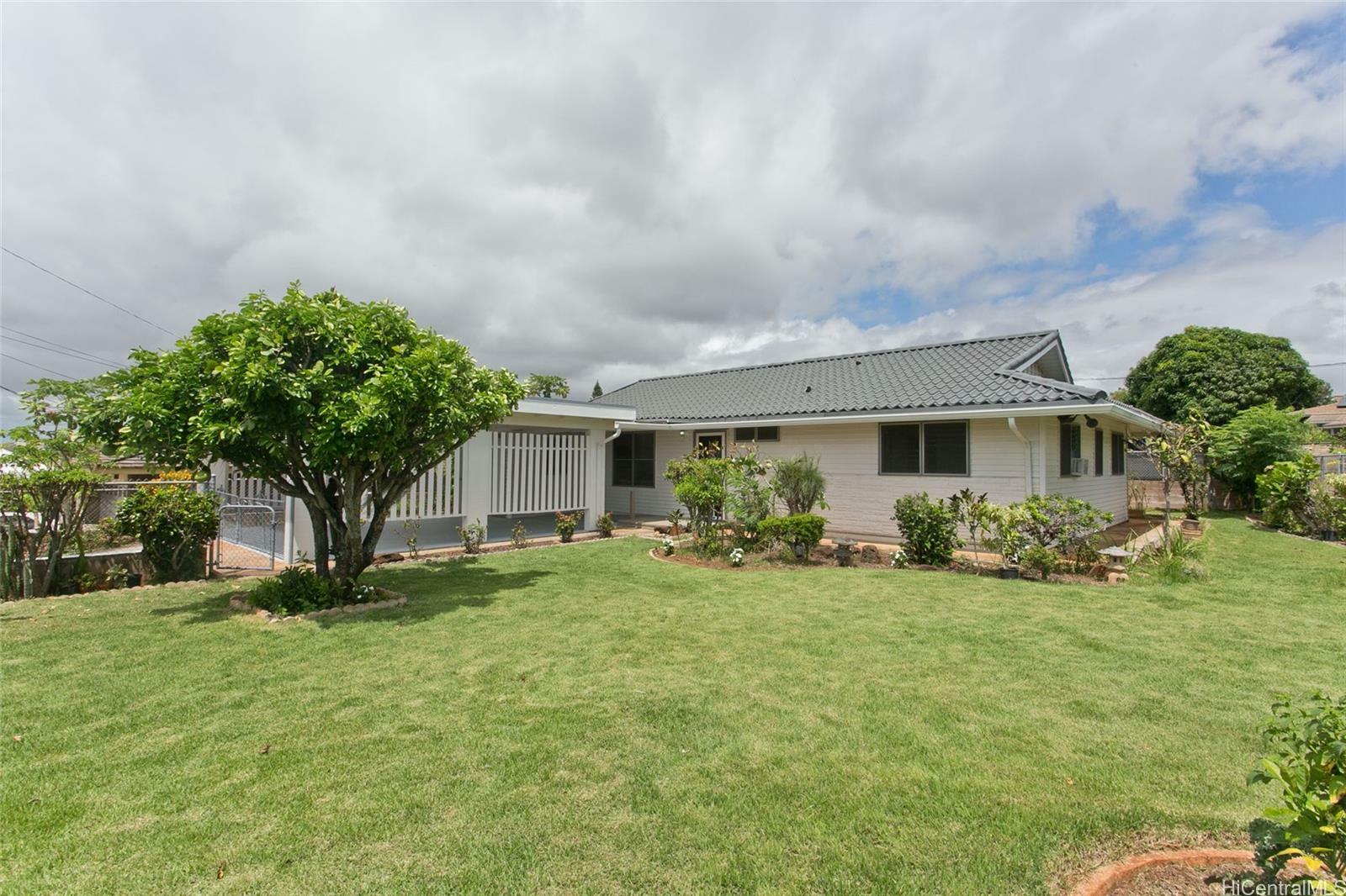 1363 Kaweloka Street  Pearl City HI 96782 photo