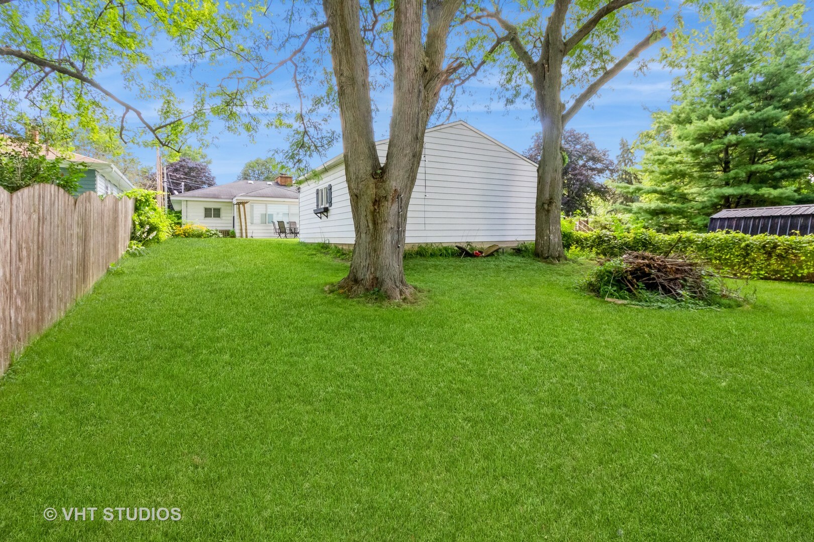 Property Photo:  903 N 13th Street  IL 60115 