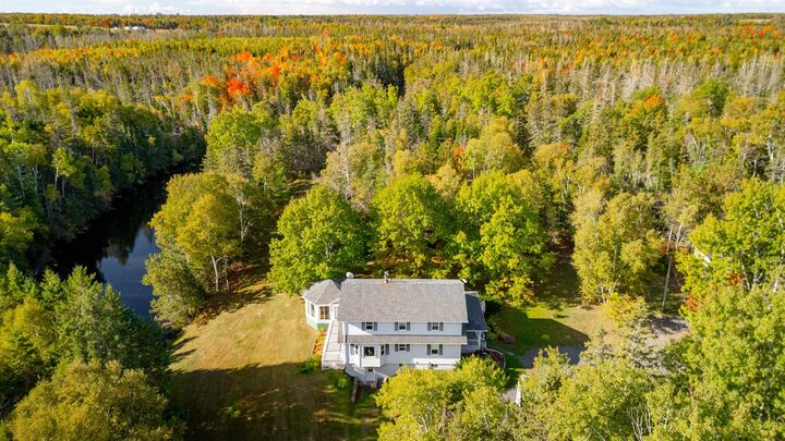 Property Photo:  446 Fox River Road  PE C0A 1V0 