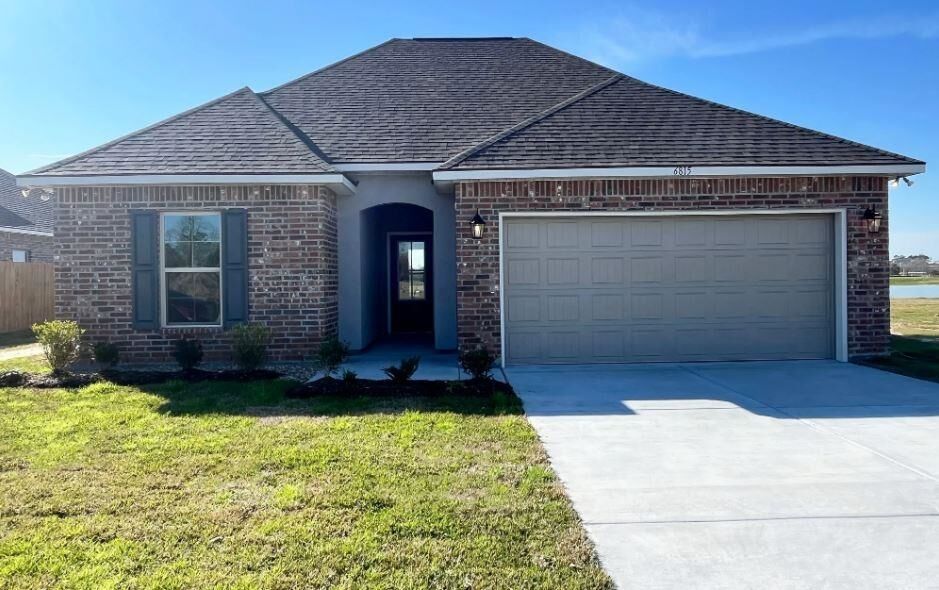 Property Photo: 6815 Arbor Way TX 77630-0000