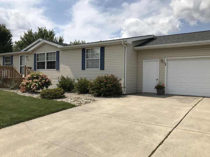 1333 Wildfield Lane  Fremont MI 49412 photo