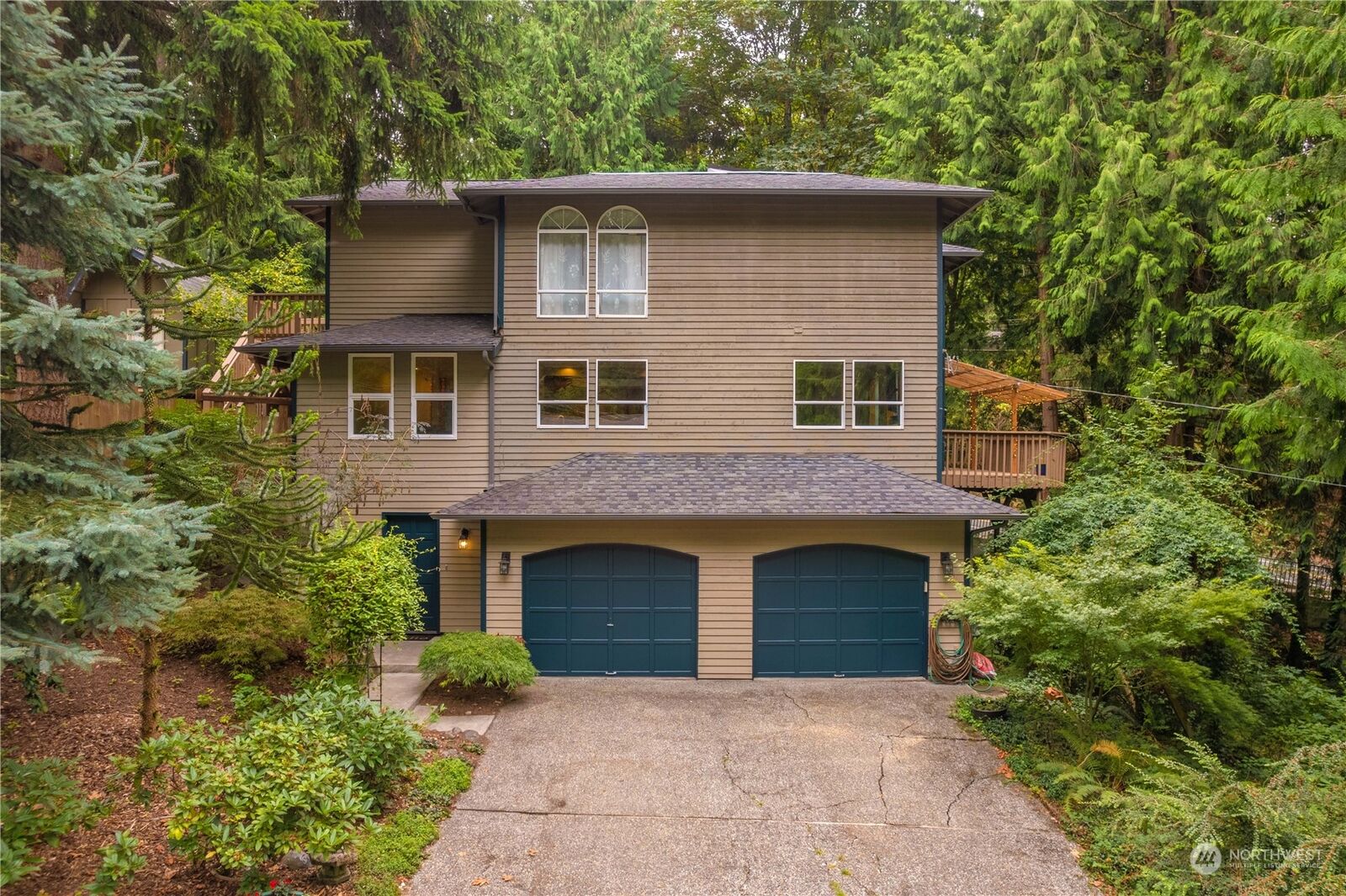 Property Photo:  20821 NE 13th Street  WA 98074 