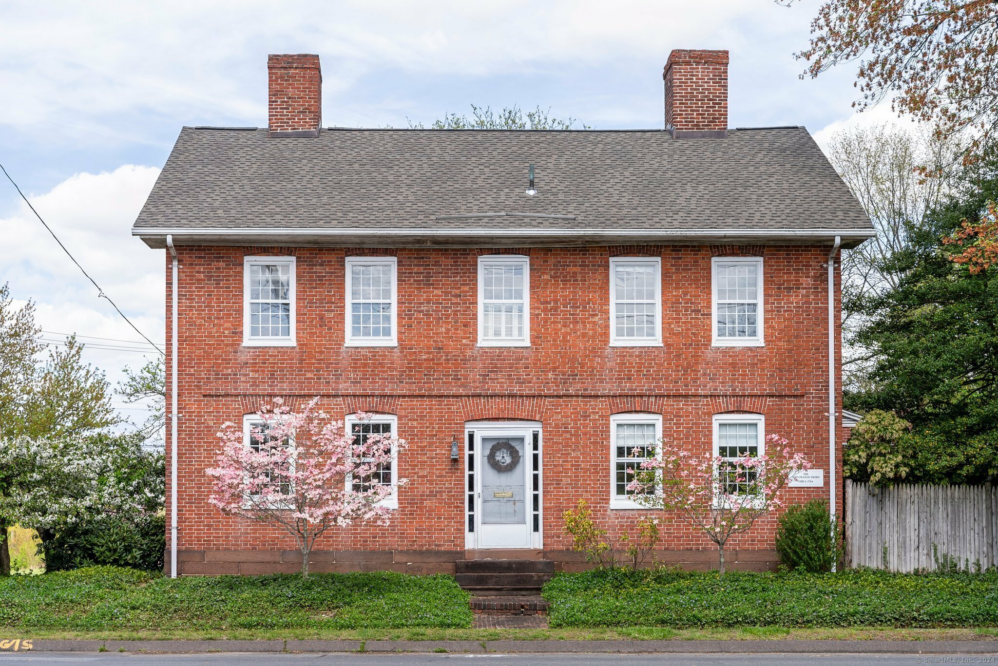 Property Photo:  194 Hartford Avenue  CT 06109 