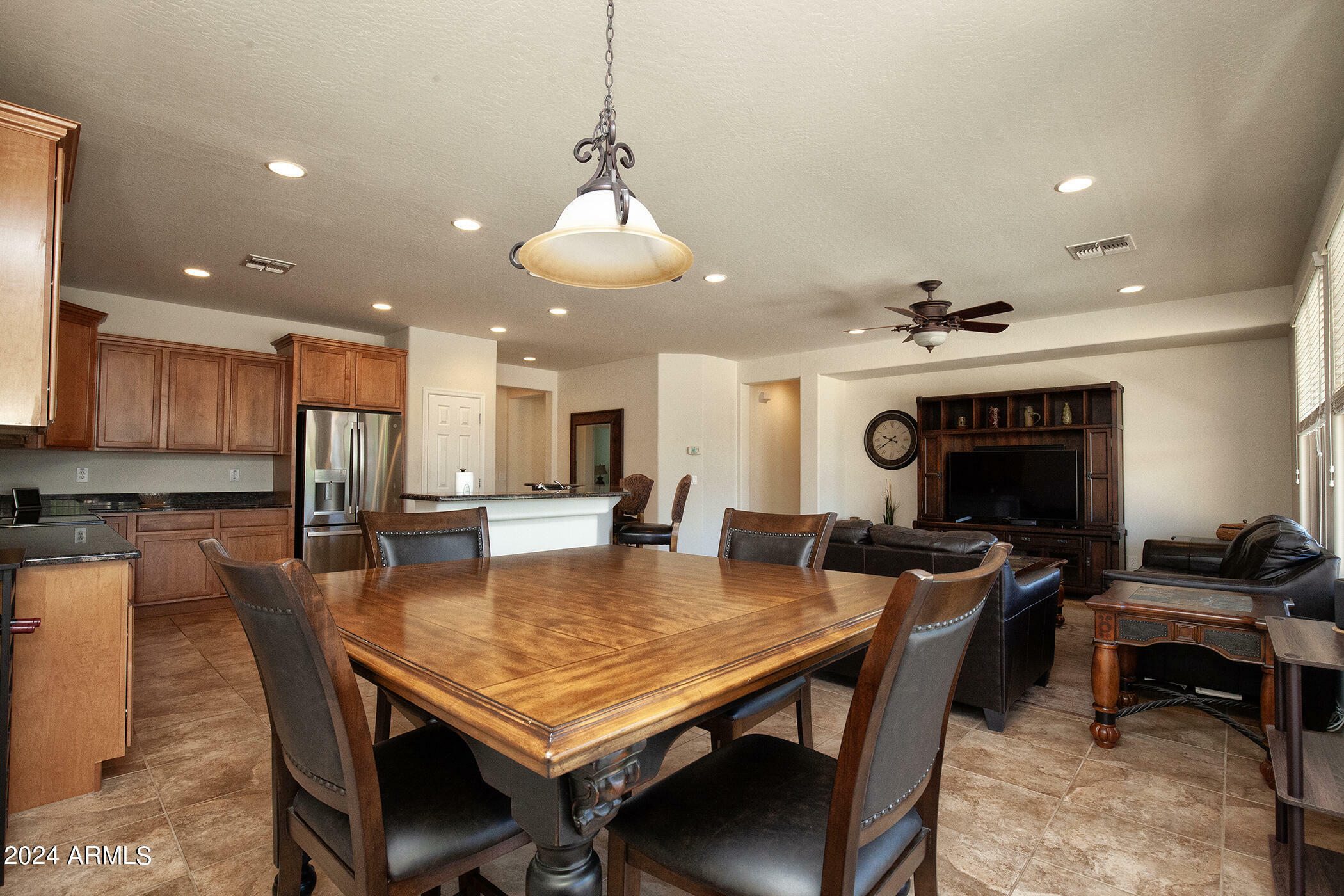 Property Photo: 27077 W Yukon Drive AZ 85396