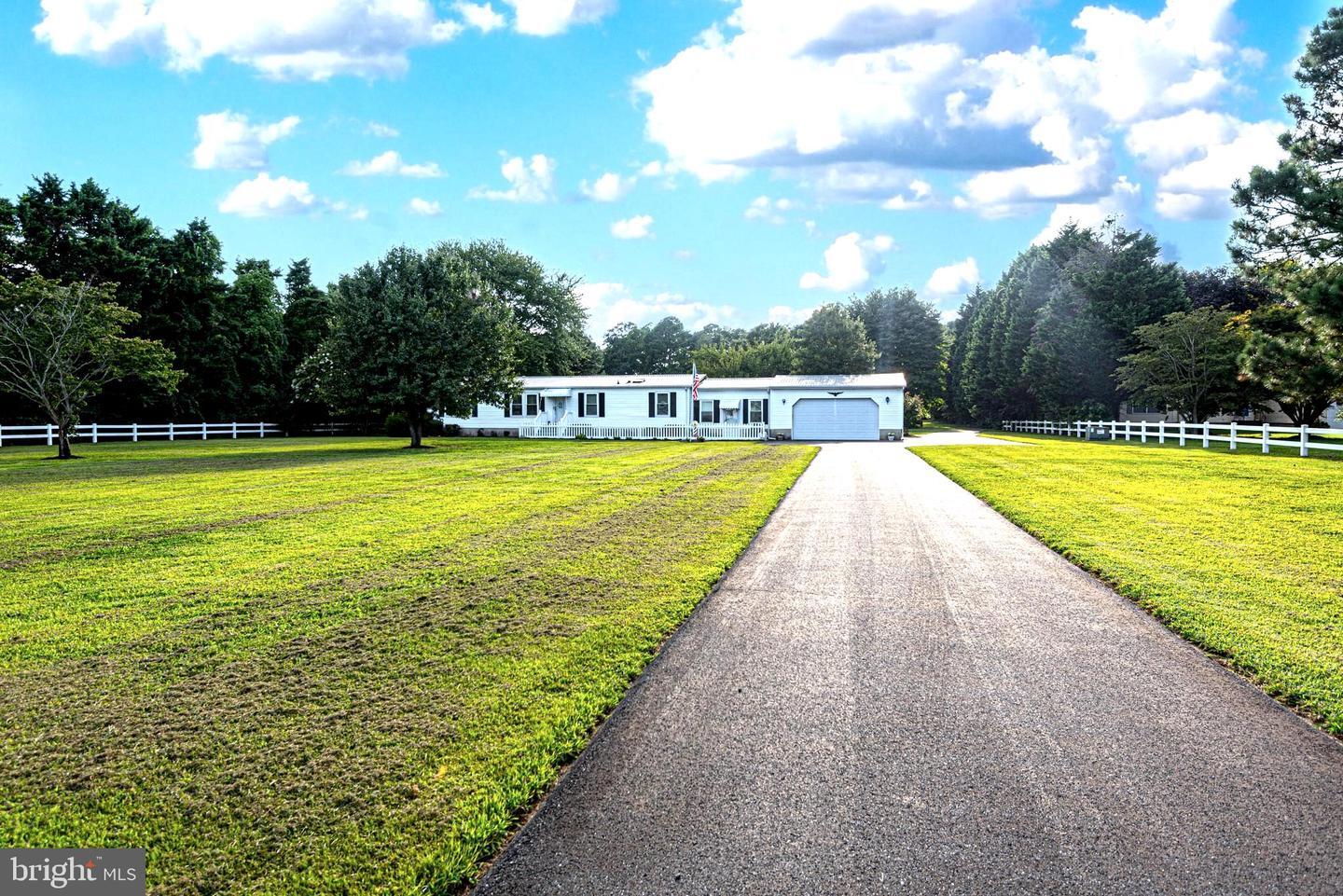 Property Photo:  27256 William Street Road  DE 19966 
