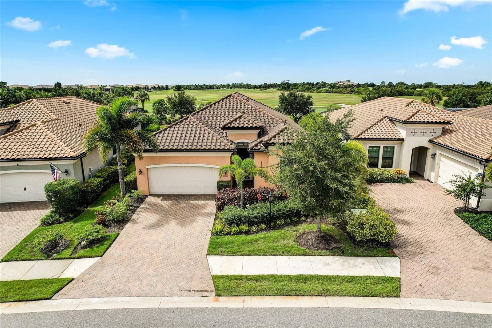 Property Photo:  16508 Hillside Circle  FL 34202 