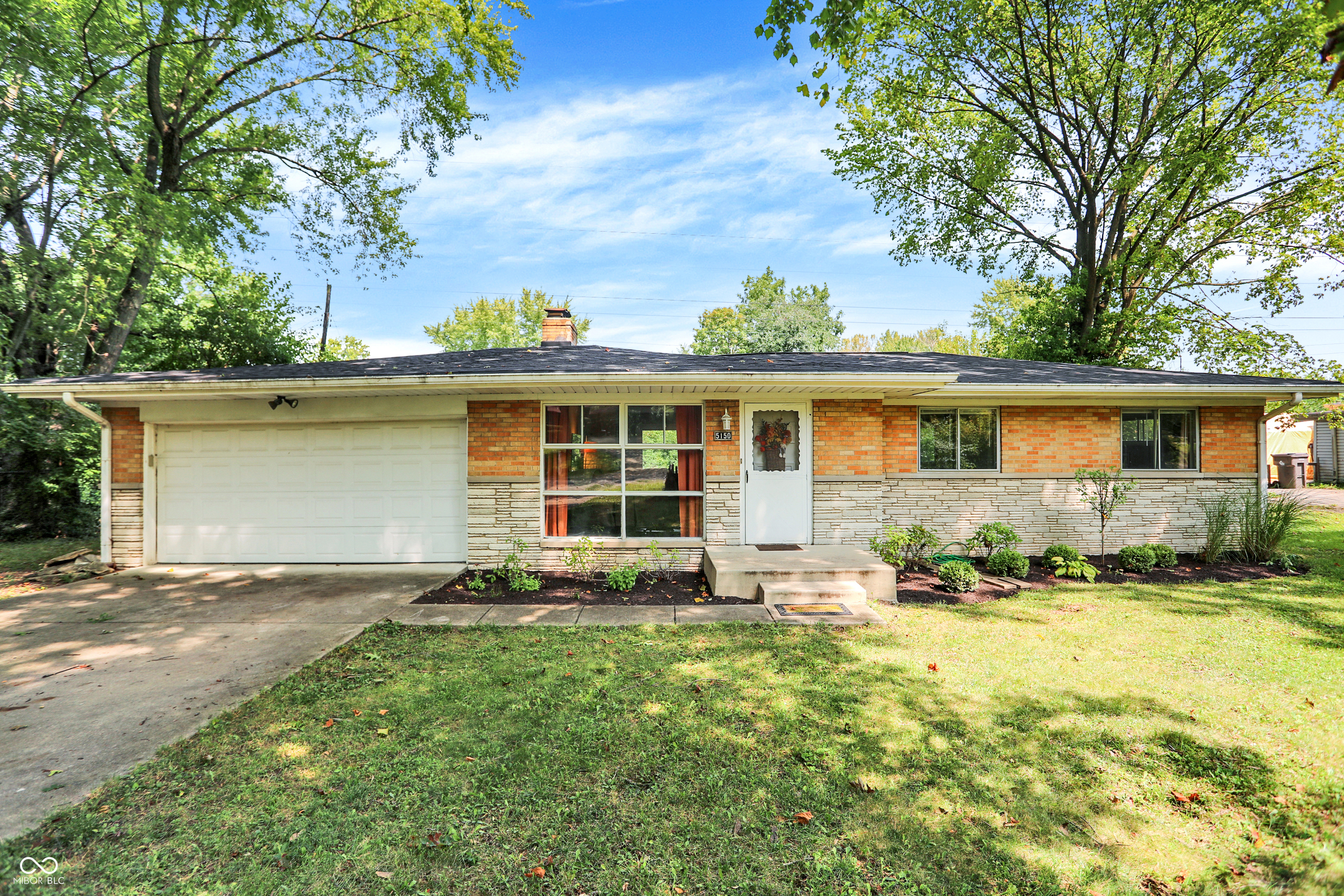 5150 Devon Drive  Indianapolis IN 46226 photo