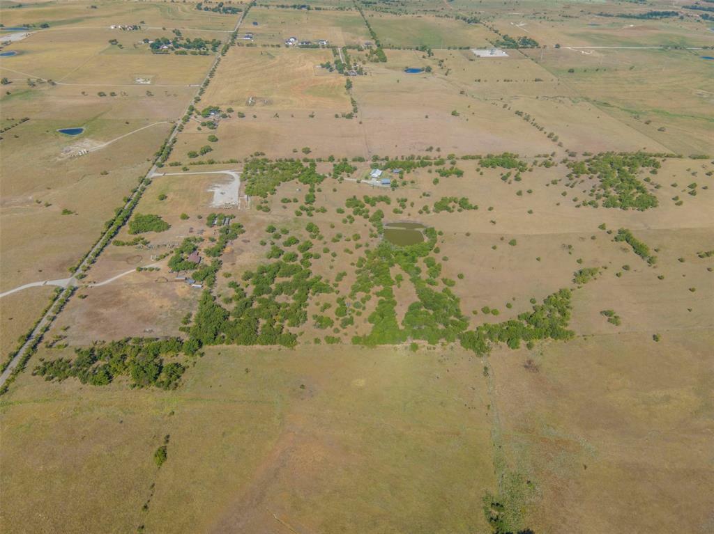 Property Photo:  1765 County Road 2937  TX 76234 