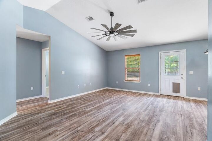 Property Photo: 7161 Blueberry Lane FL 32566