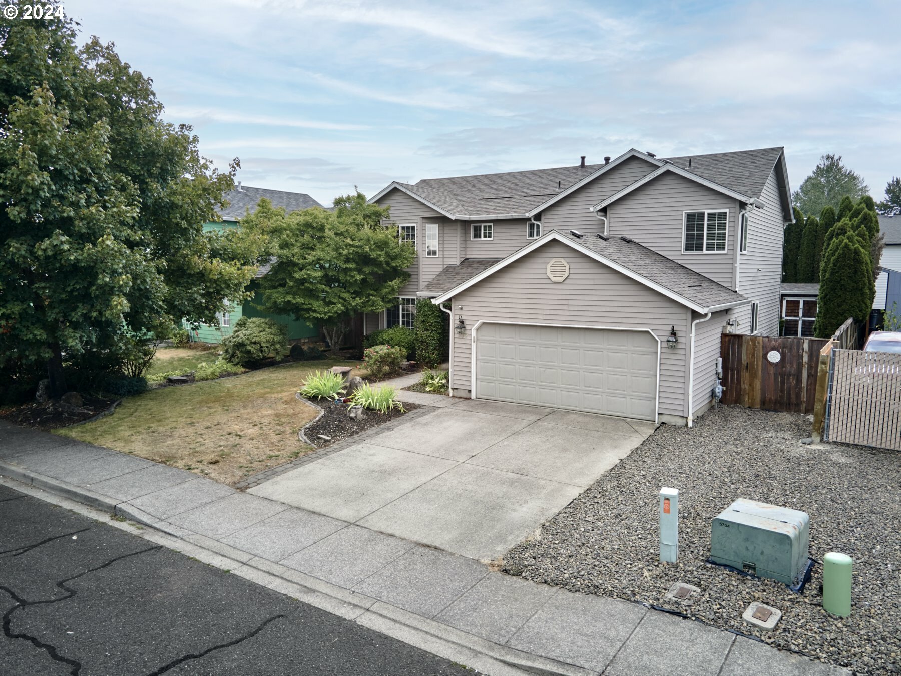 Property Photo:  309 NW 25th Pl  WA 98604 