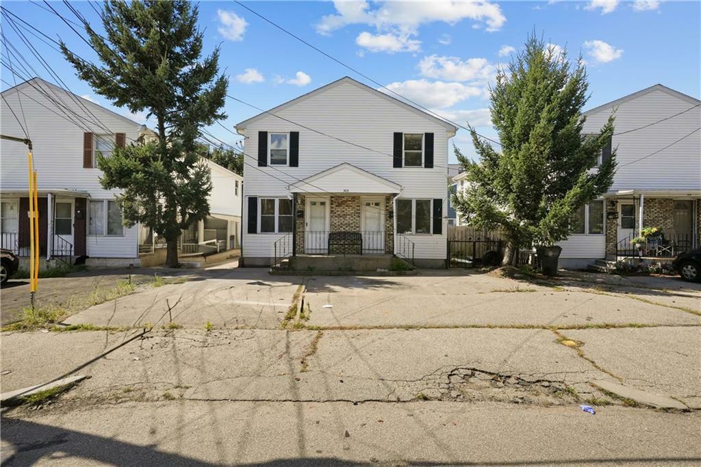 Property Photo:  523 Dexter Street  RI 02907 