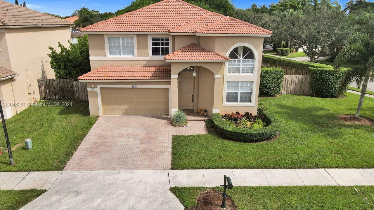 Property Photo:  16711 Sapphire Isle  FL 33331 