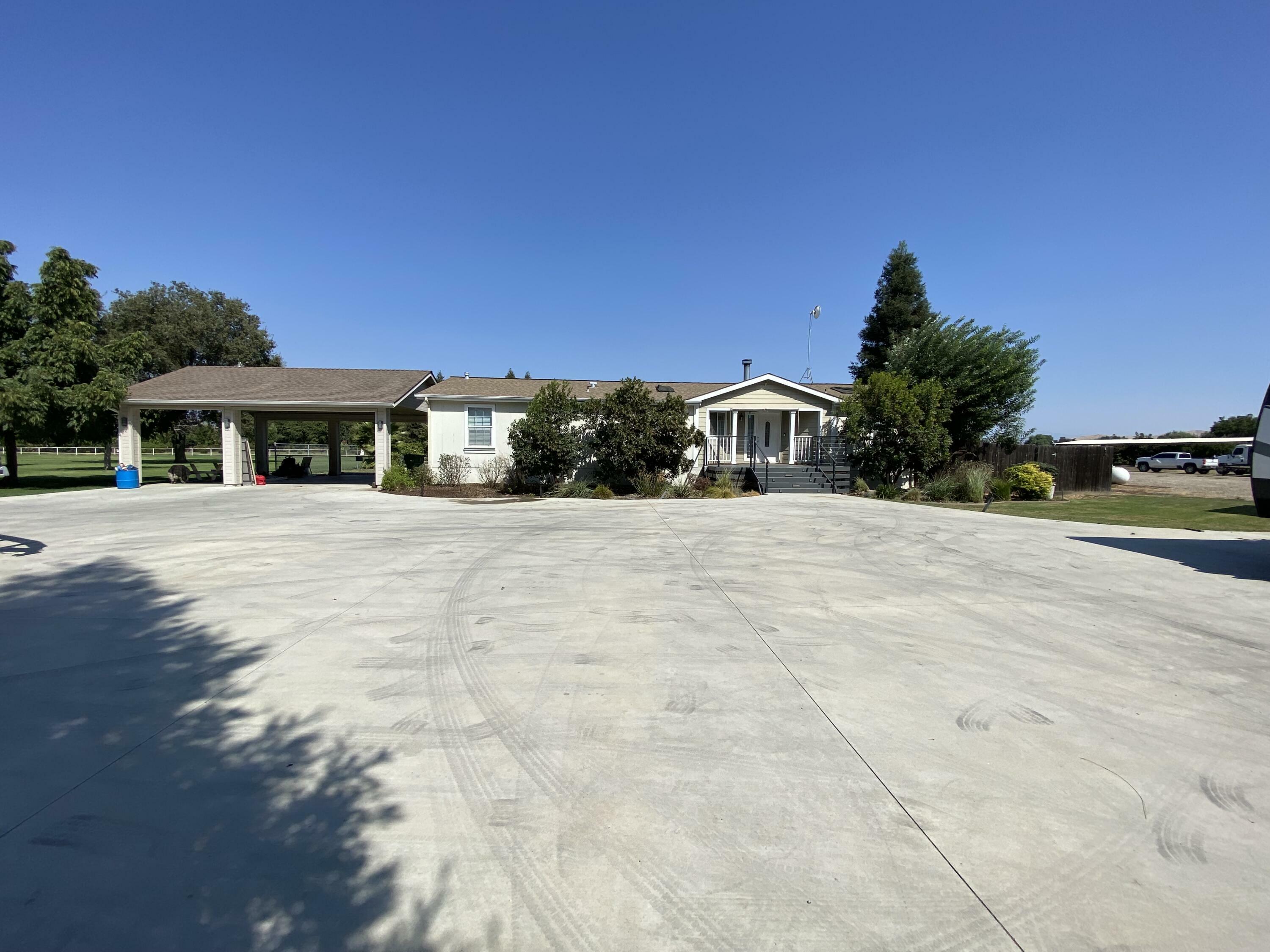 20833 Ave 322 A  Woodlake CA 93286 photo