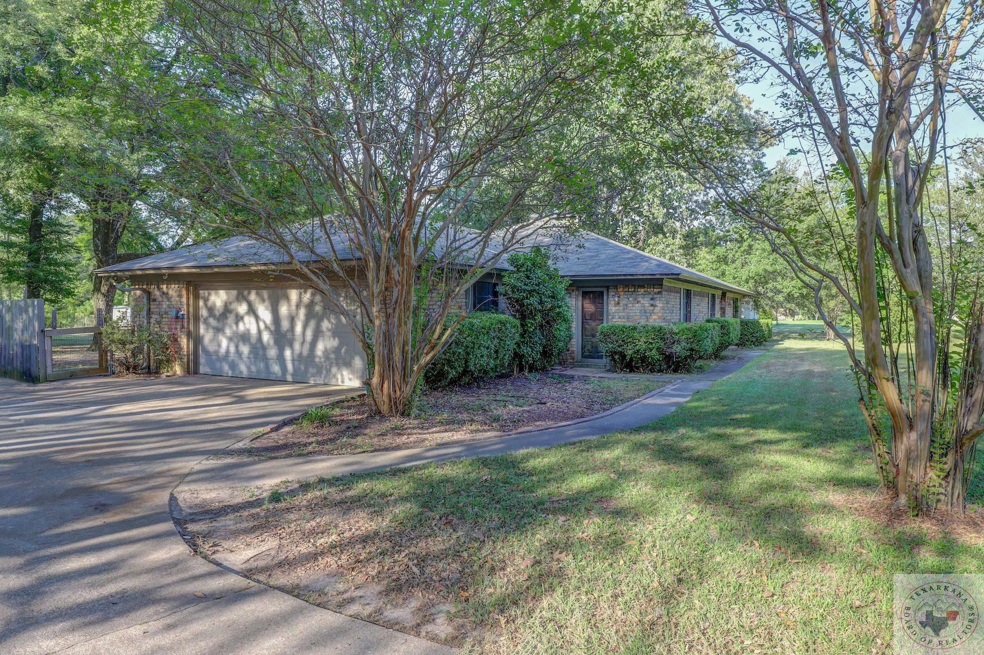 Property Photo: 5 Summer Lane TX 75503
