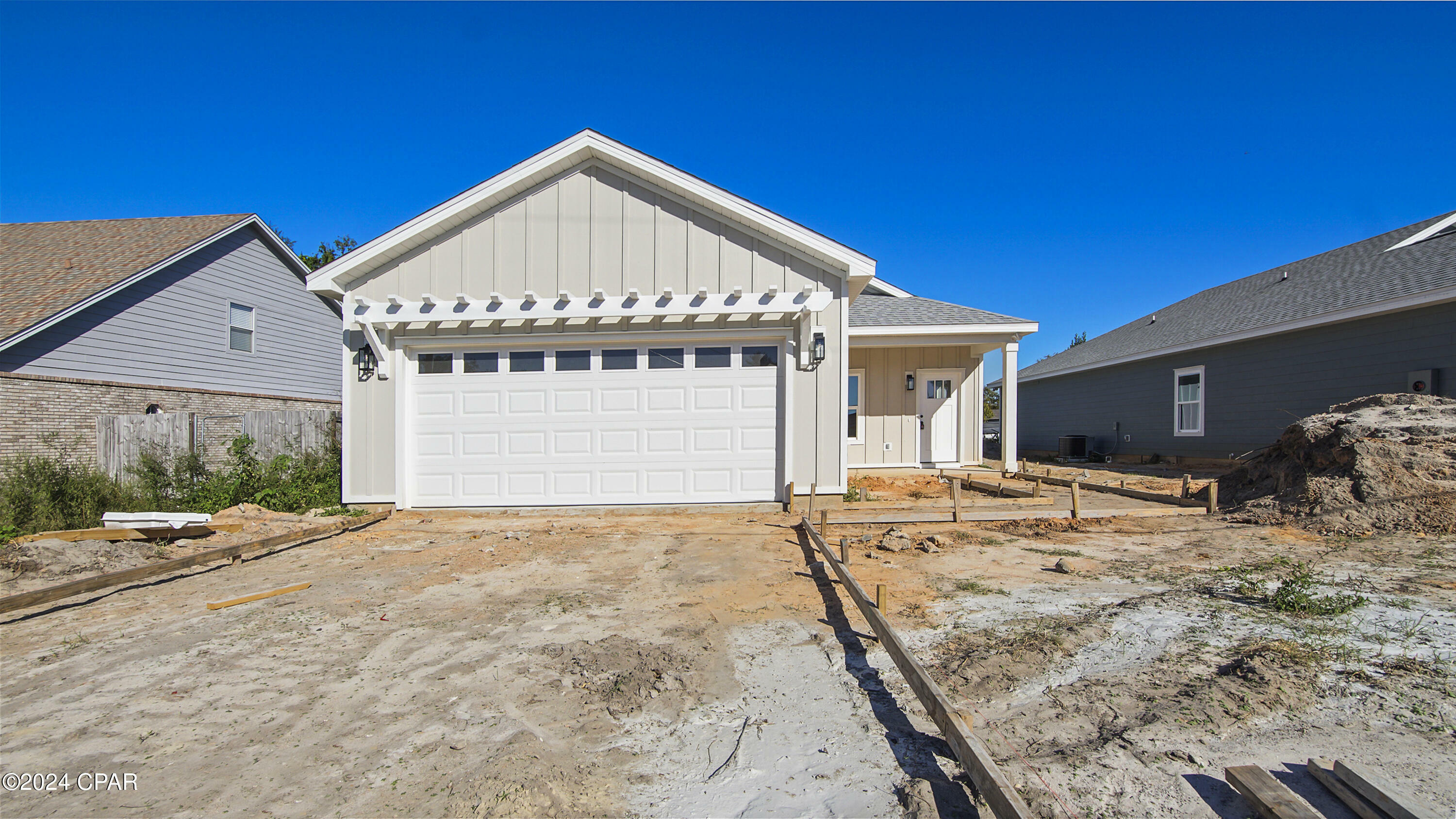 Property Photo: 233 S Mary Ella Avenue FL 32404