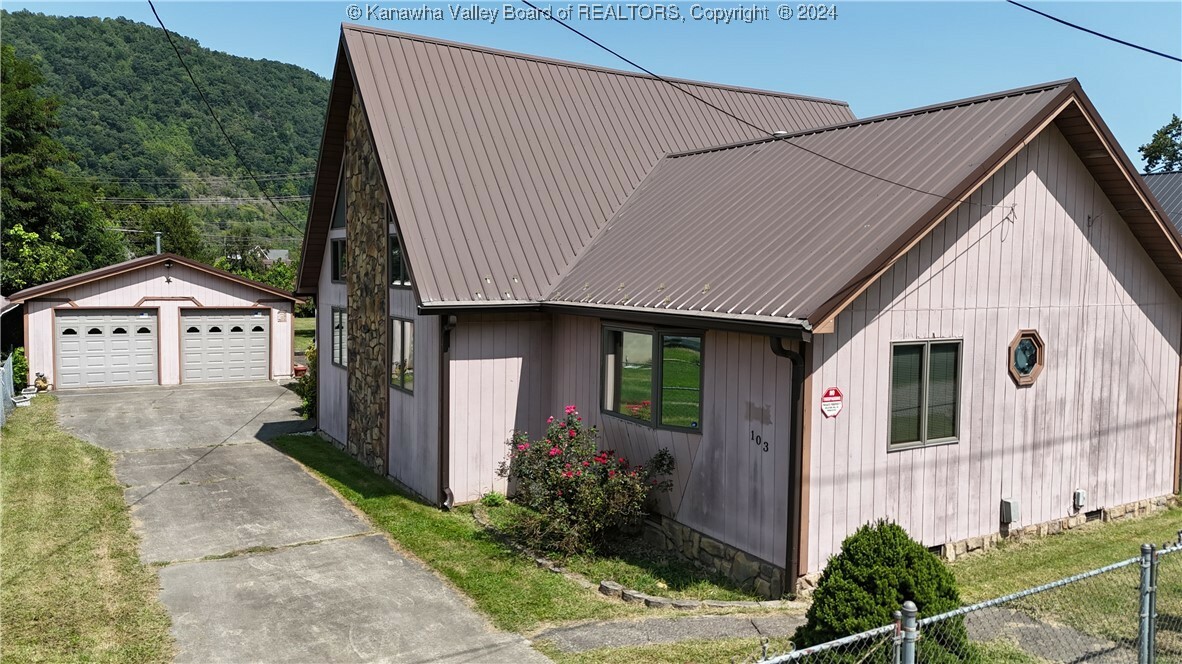 Property Photo:  103 Wilson Street  WV 25023 