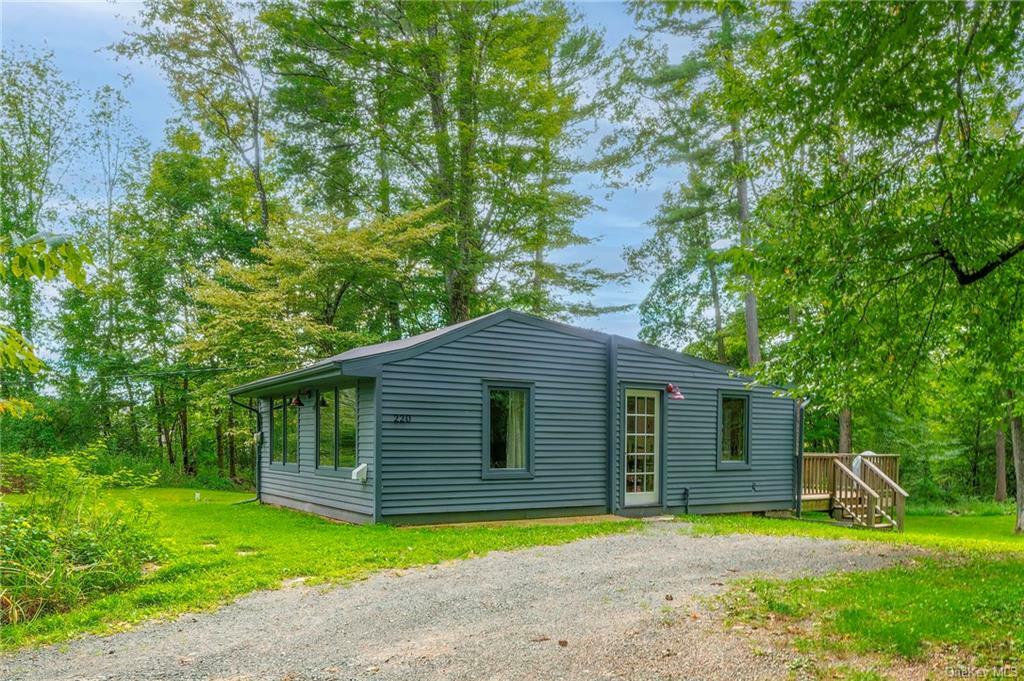 Property Photo:  220 Van Wagenen Lane  NY 12401 