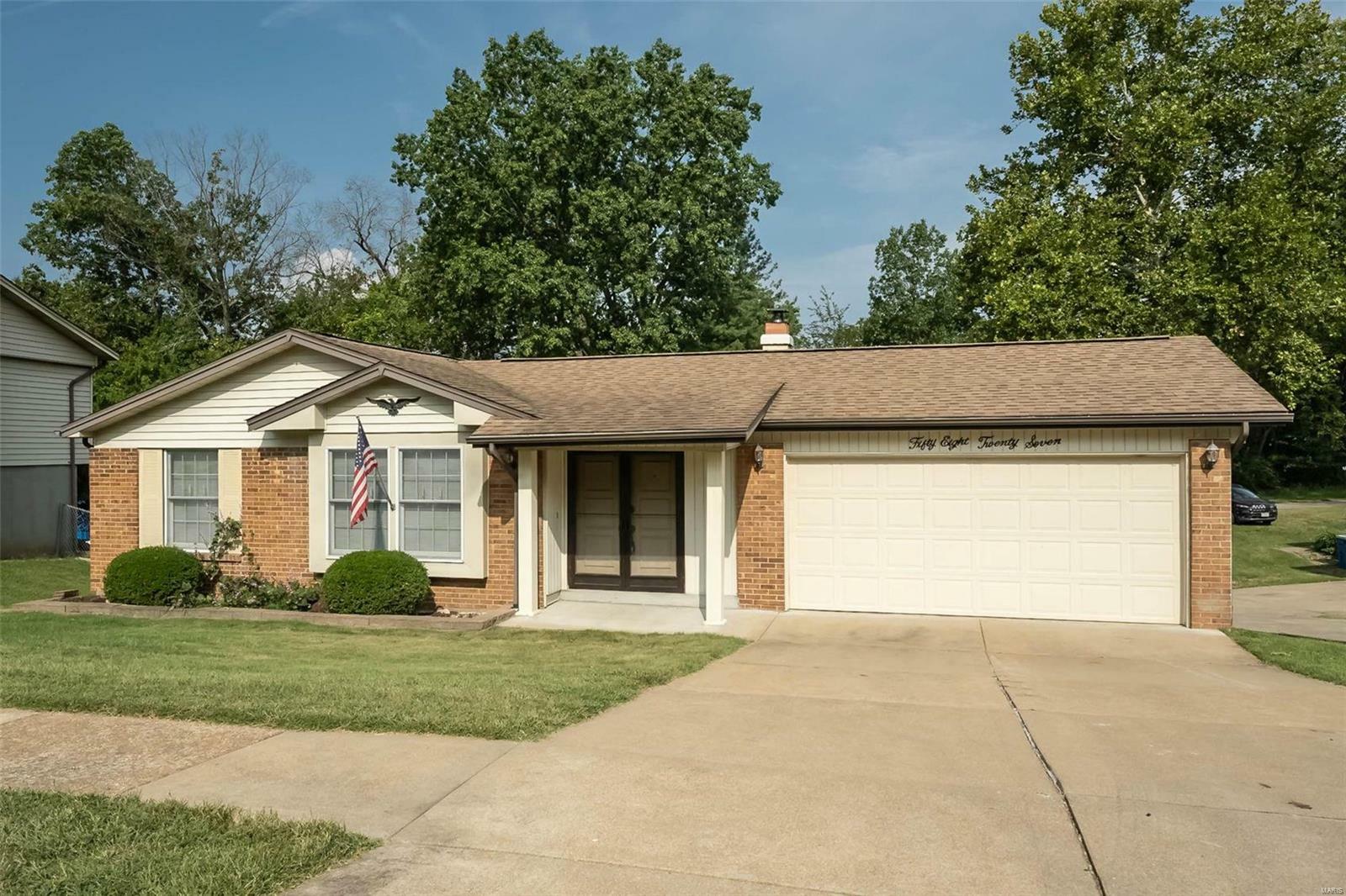 Property Photo:  5827 Bridleford Lane  MO 63129 