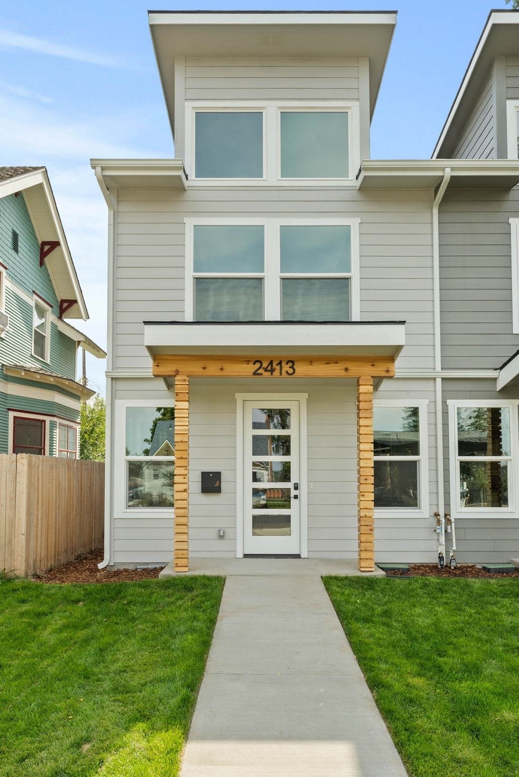 Property Photo:  2413 W Mission Ave  WA 99201 