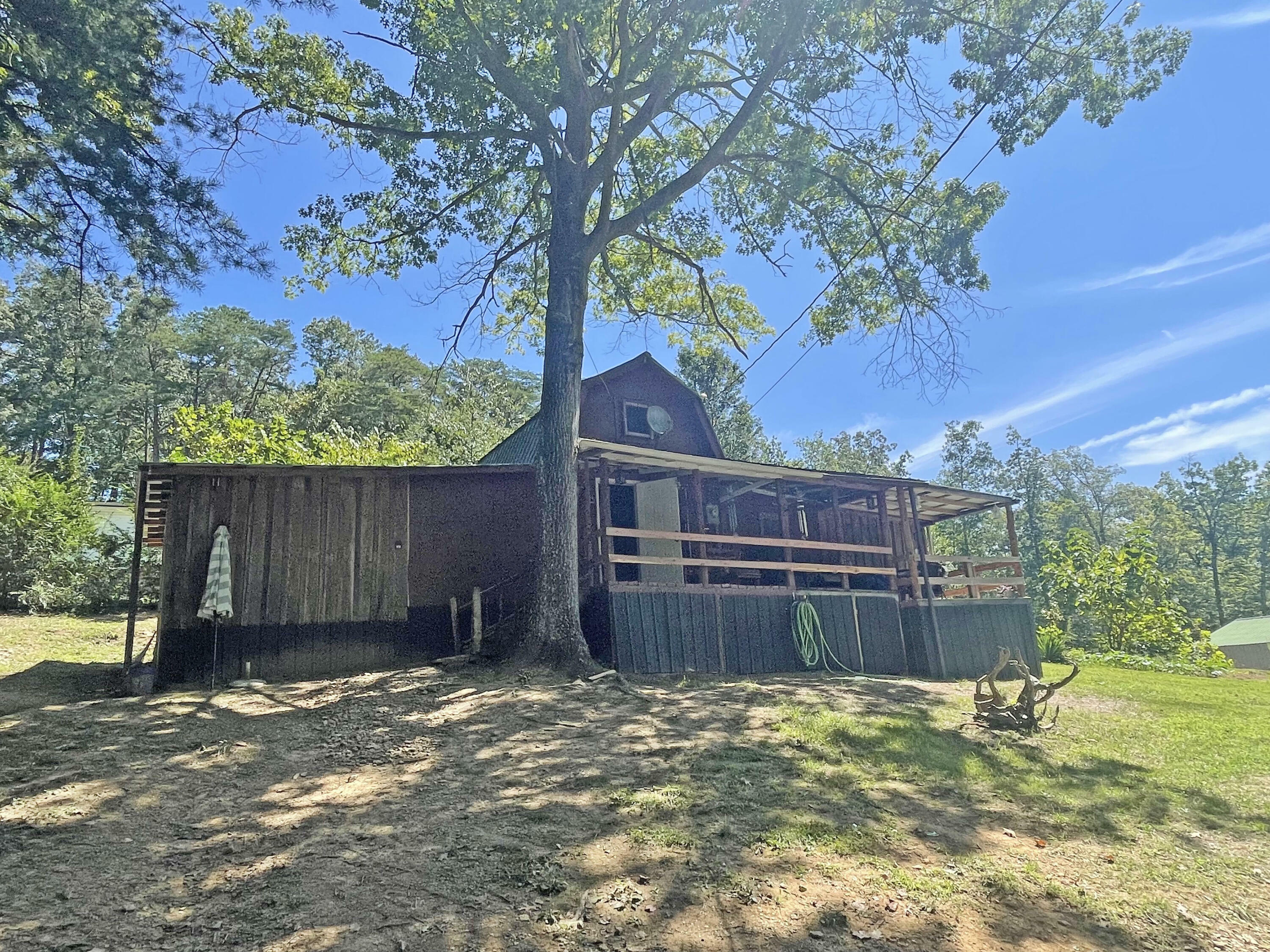 Property Photo:  283 Hicks Road  KY 42544 