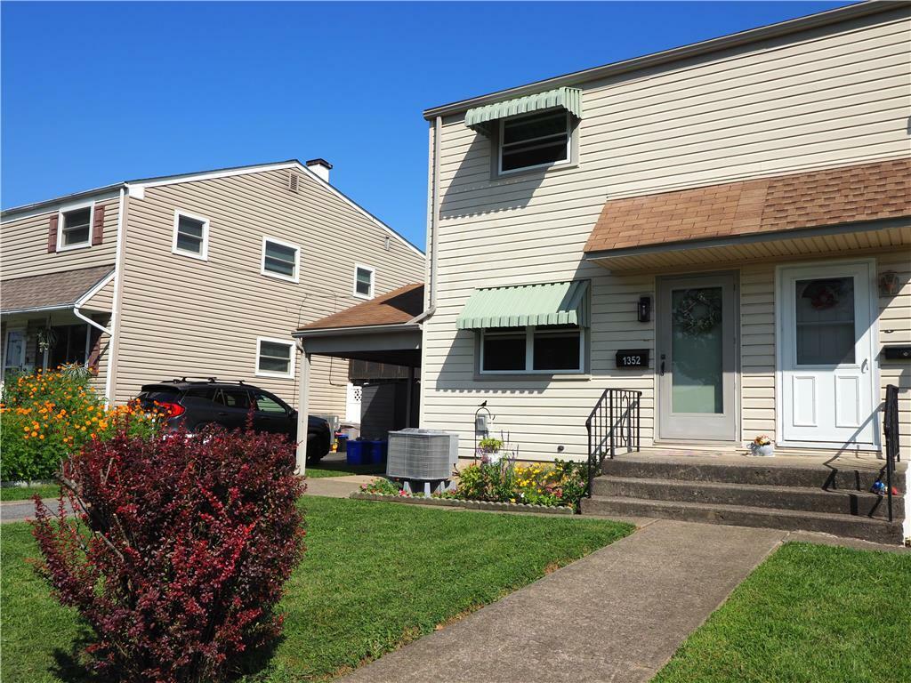 Property Photo:  1352 Greenview Drive  PA 18018 