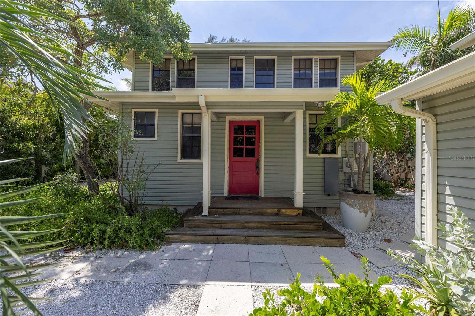 Property Photo:  516 Gulf Boulevard  FL 33785 