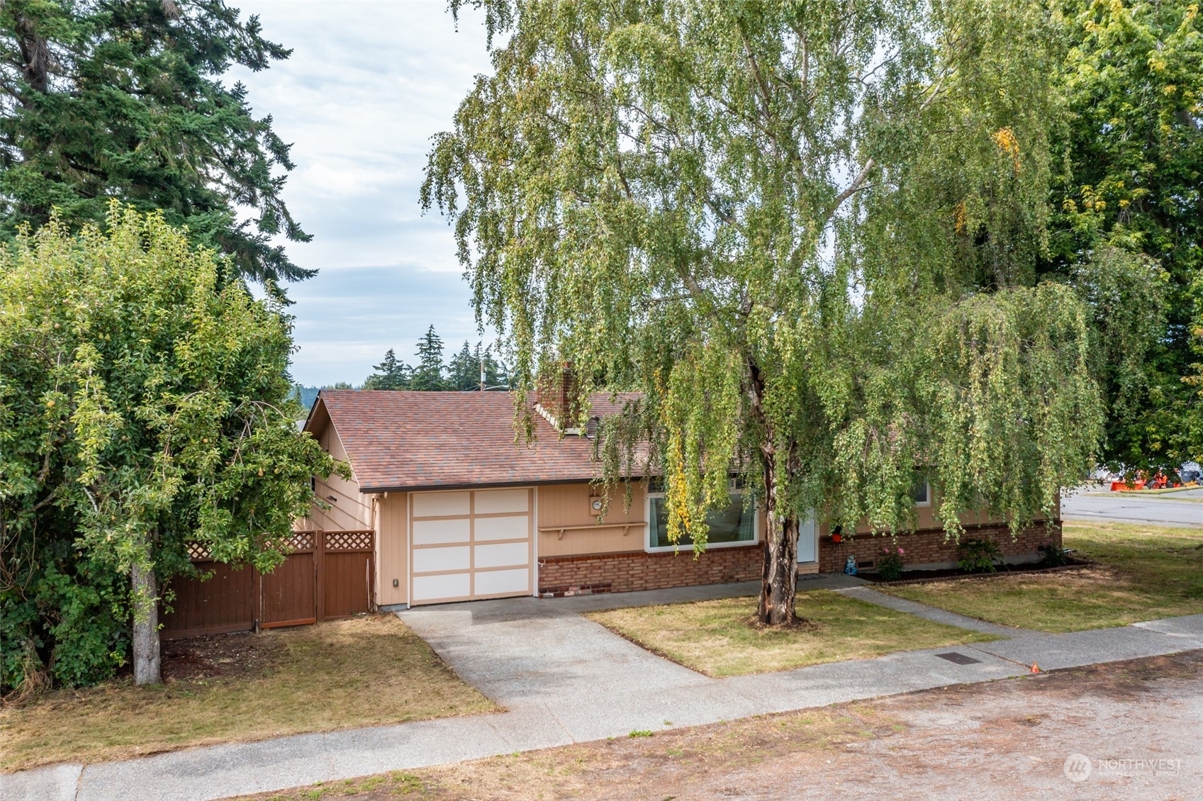 Property Photo:  273 NE Queets Street  WA 98277 