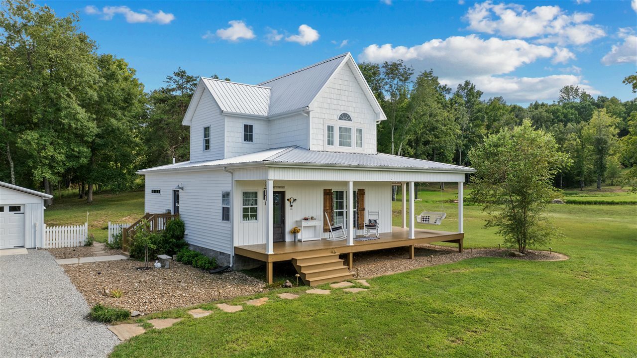 Property Photo:  942 King Road  KY 42754 