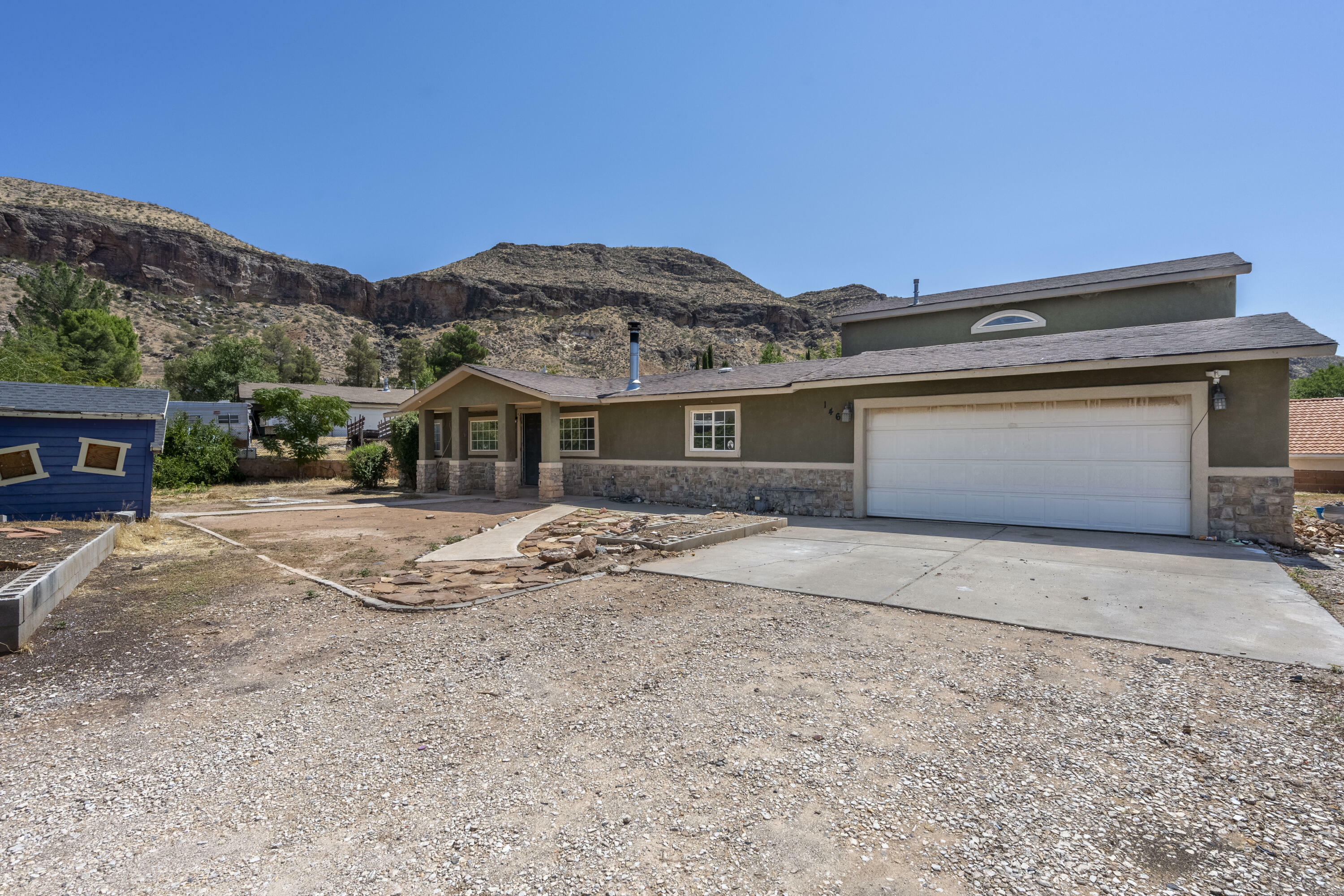 Property Photo:  146 E 400 N  UT 84745 