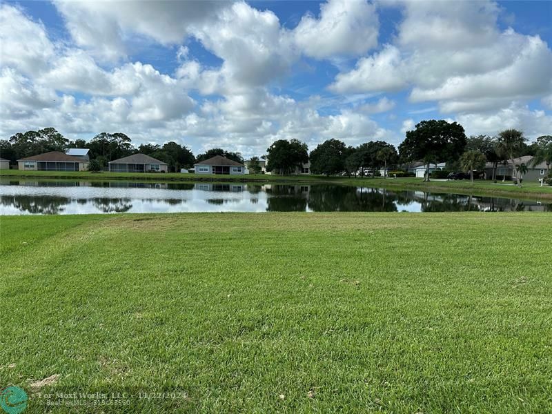 Property Photo:  6075 46th Ln  FL 32967 