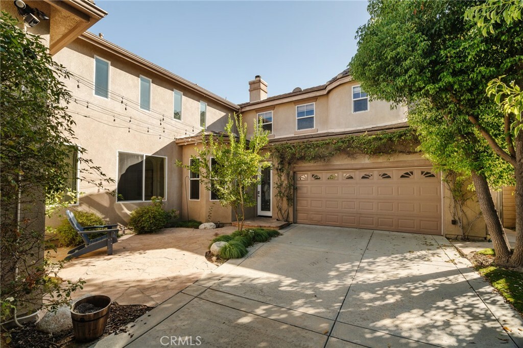 Property Photo:  25906 Royal Oaks Road  CA 91381 