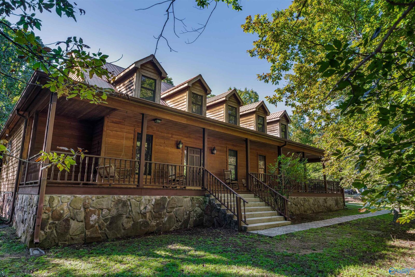 Property Photo: 251 Wells Street AL 35984