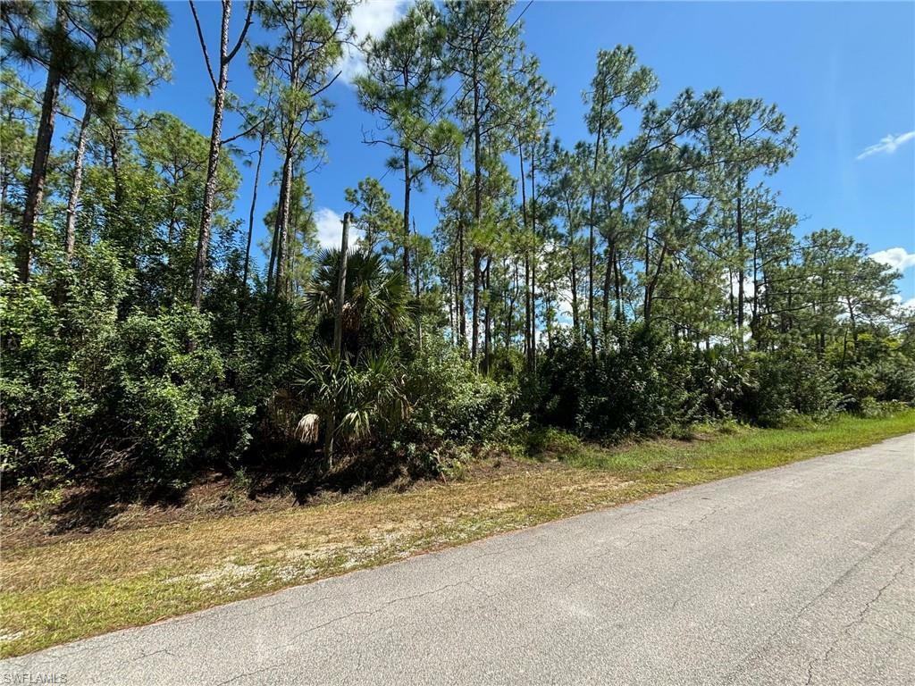 Property Photo:  4335 6th Ave SE  FL 34117 