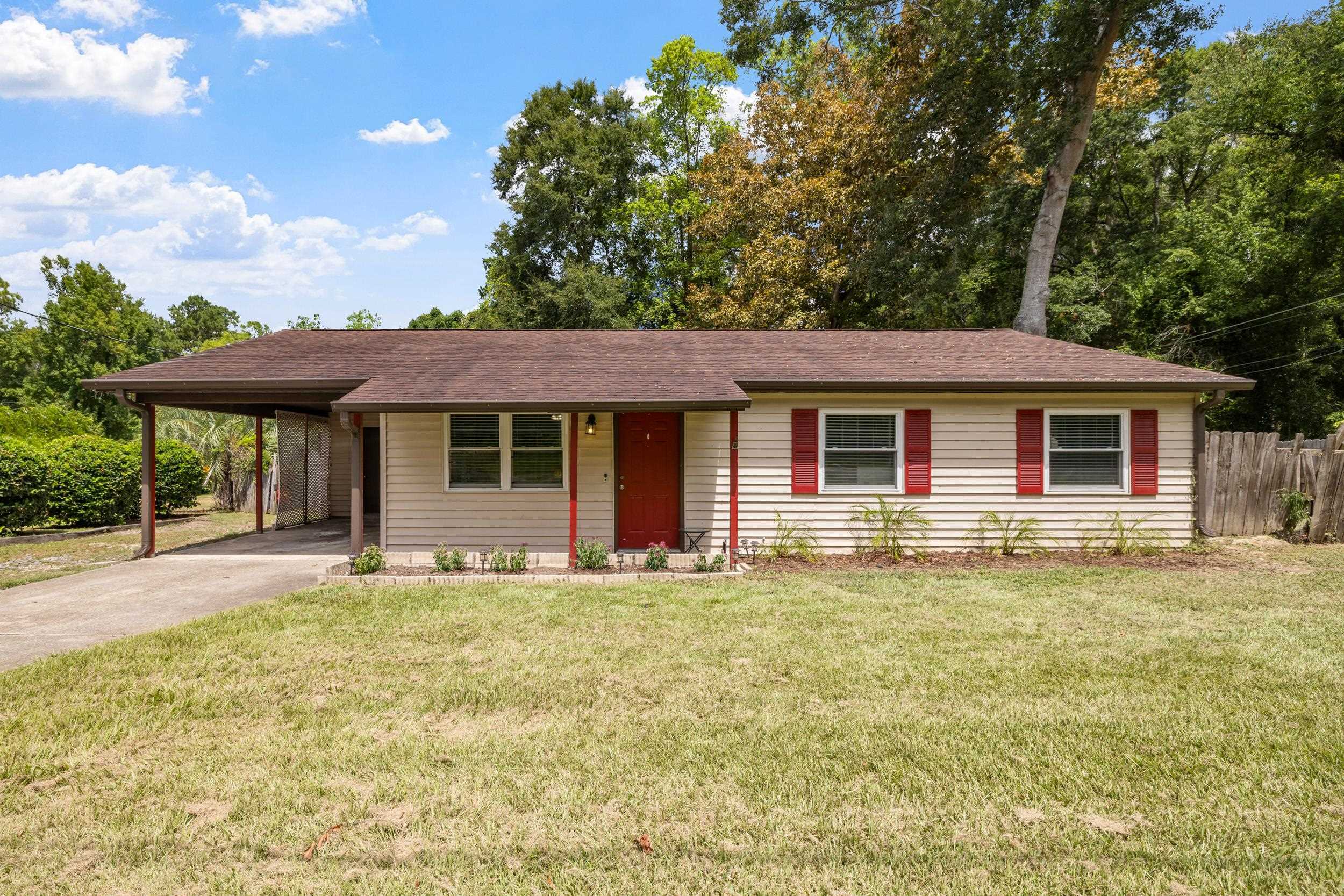 Property Photo:  2602 Hastings Drive  FL 32303 