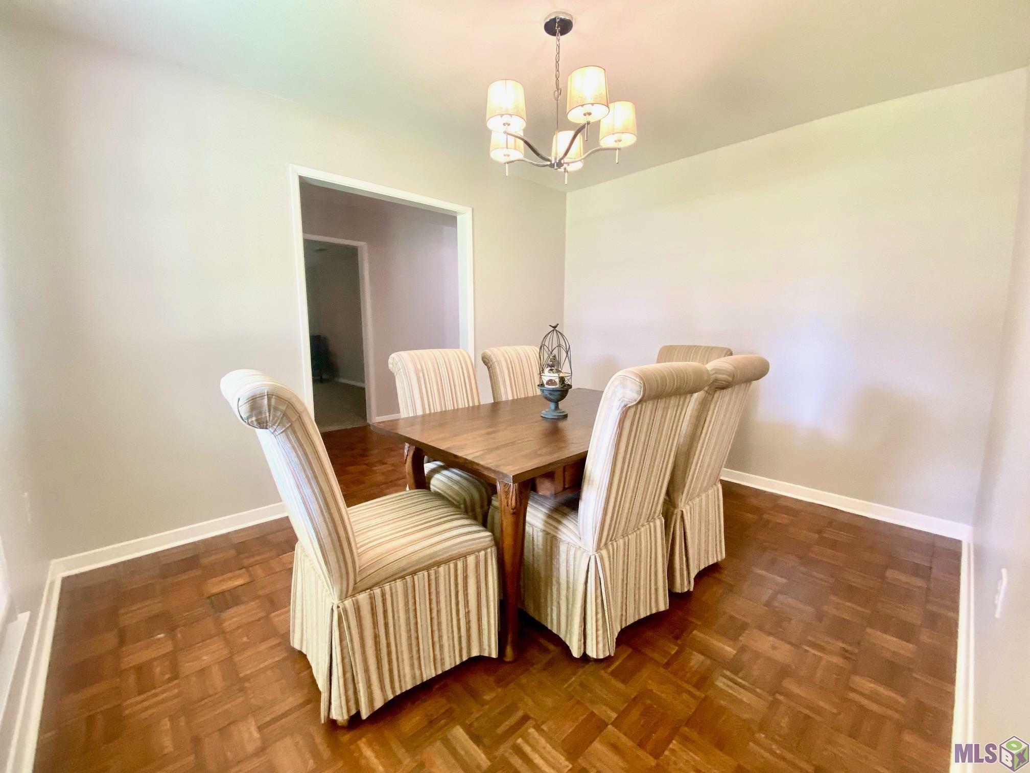 Property Photo:  8137 Franwood Dr  LA 70806 