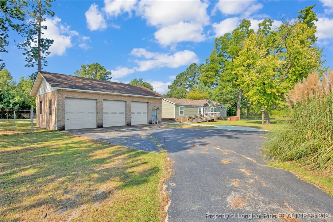 Property Photo:  1595 & 1605 Aberdeen Road  NC 28376 