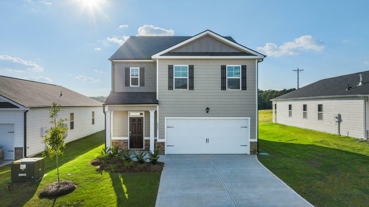 Property Photo: 1425 Deer Hollow GA 30813