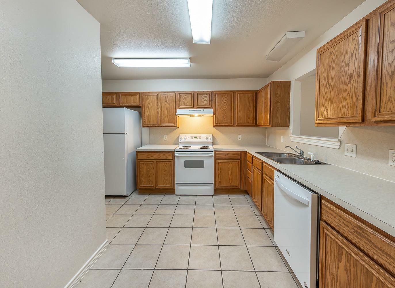 Property Photo:  913 N Bangor Avenue  TX 79416 