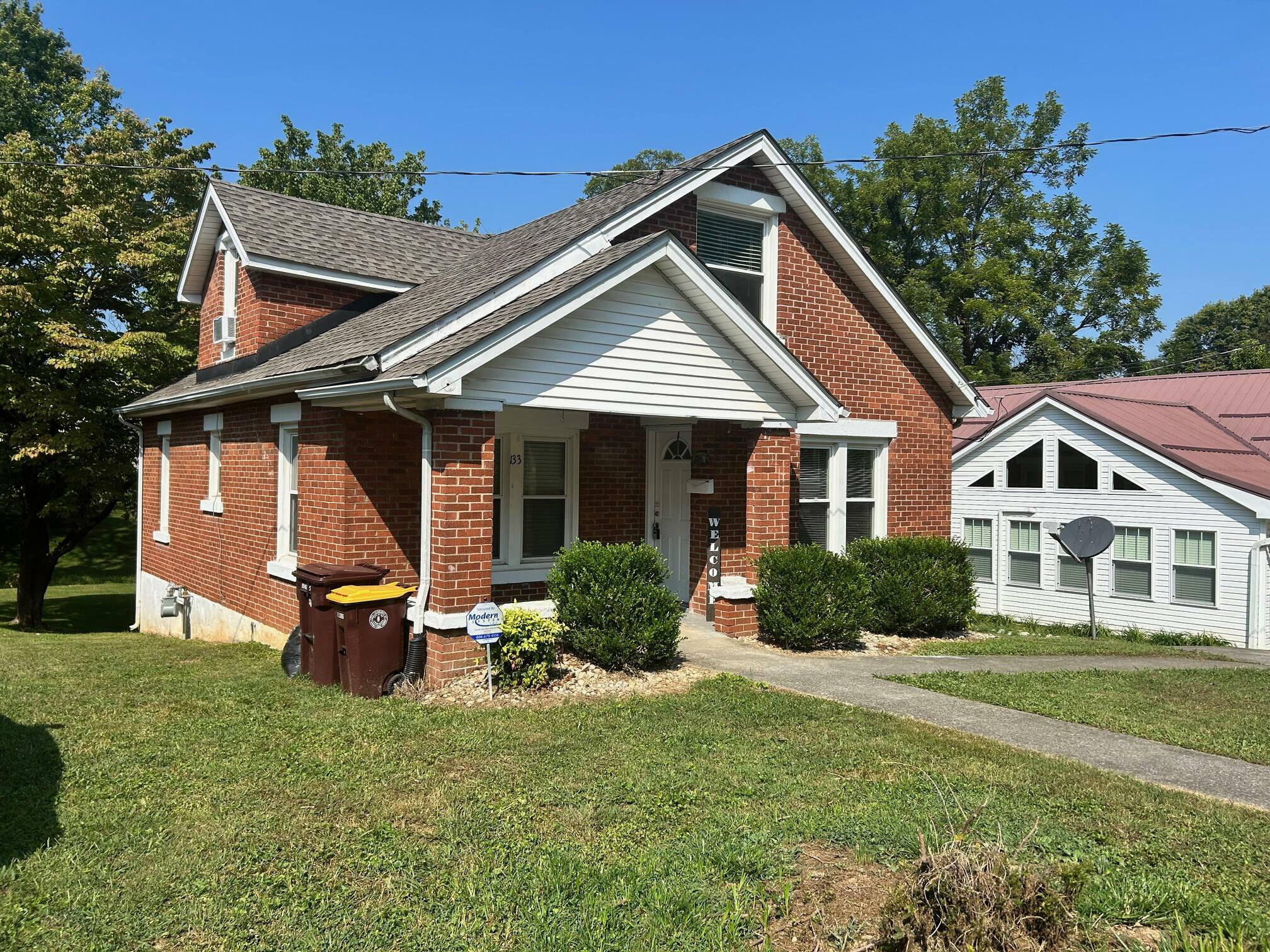 Property Photo:  133 North Richardson Drive  KY 42501 