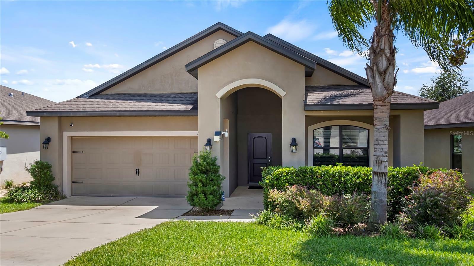 Property Photo:  836 Laurel View Way  FL 34736 